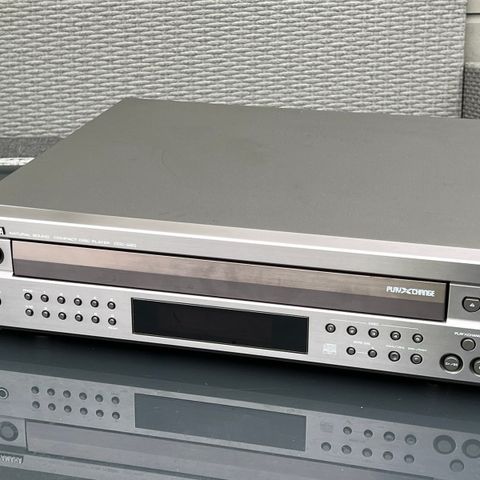 Yamaha cd spiller - 5 disk - CDC - 685