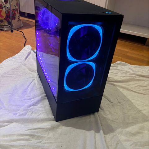 Gaming pc - komplett