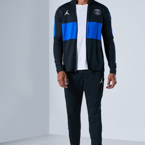 Psg Jordan tracksuit overdel strl medium