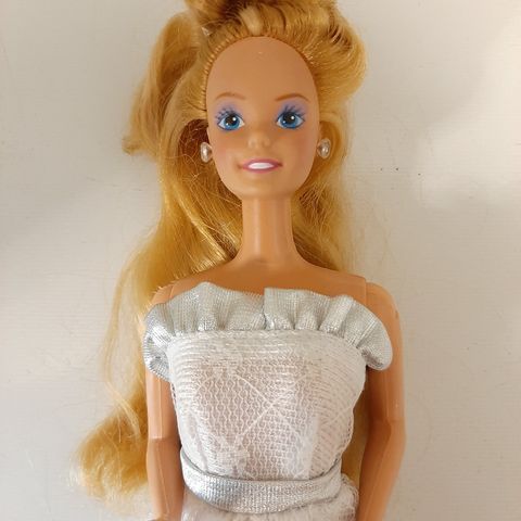 Super Hair Barbie 1987