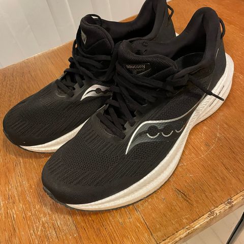 Saucony Triumph 21 joggesko, , størrelse 46,5, brukt én gang