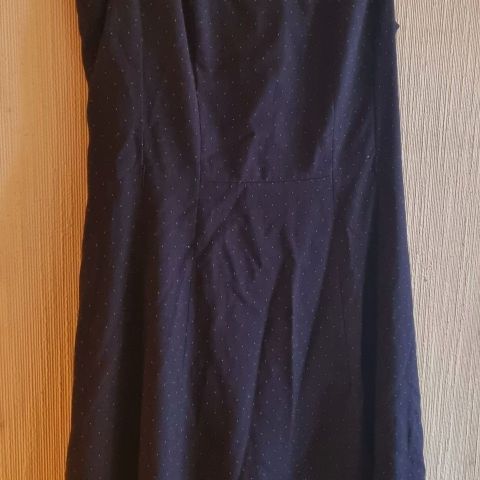 Veldig fin blå kjole fra h&m