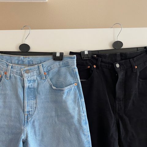 Lite brukt Levis bukser i strl 30!