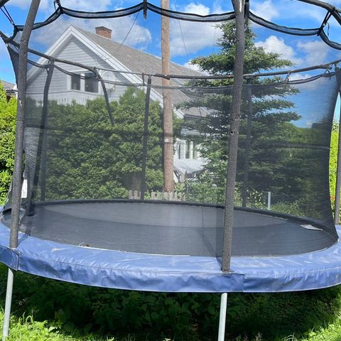 Trampoline