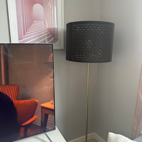 Nymö/Skaftet gulvlampe fra Ikea