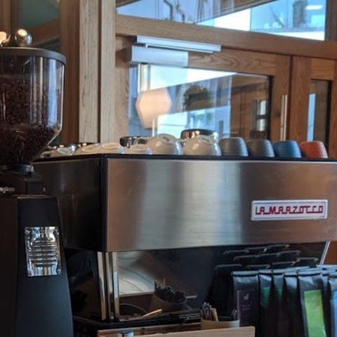 Espressomaskin La Marzocco EE2 grupper