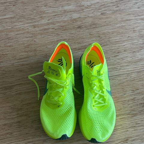 Nike Vaporfly 3 størrelse 44