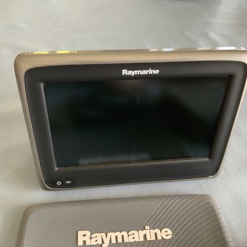 Raymarine A95