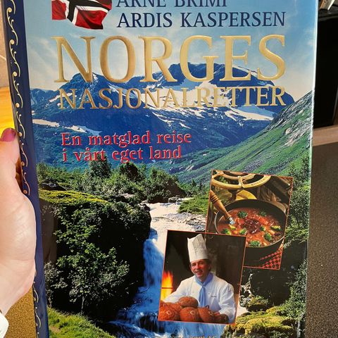 Norges nasjonalretter, kokebok av Arne Brimi/Ardis Kaspersen