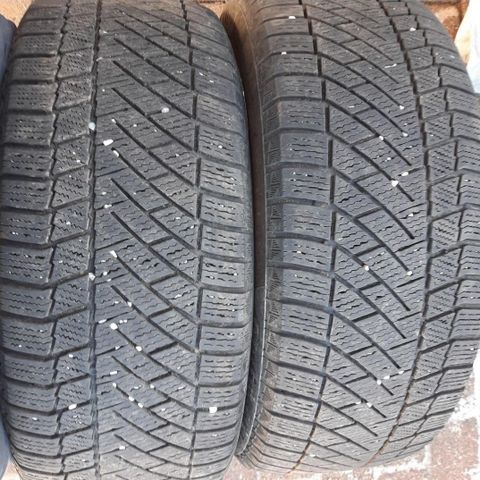 235/55R18 Continental vinterdekk