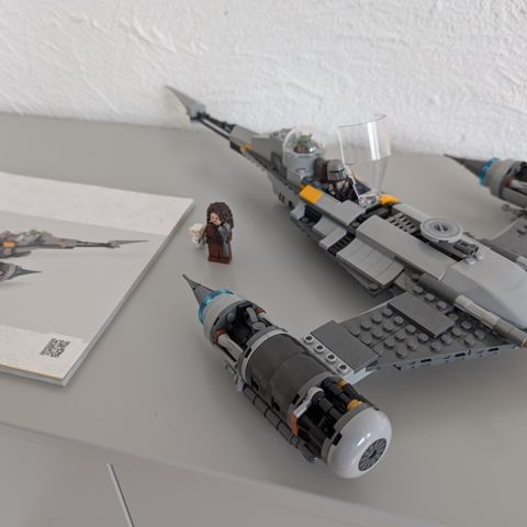 LEGO - Star Wars - The Mandalorian’s N-1 Starfighter 75325