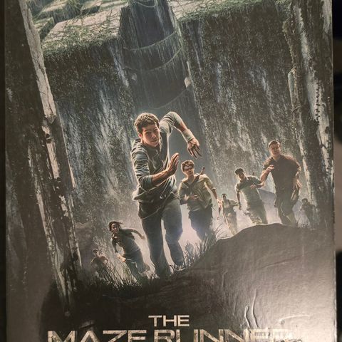 Selger Maze Runner bokserien 1-3 på norsk