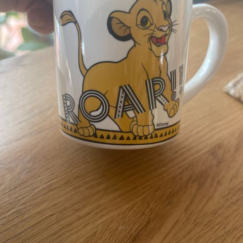 Kopp med Disney motiv på Lion King