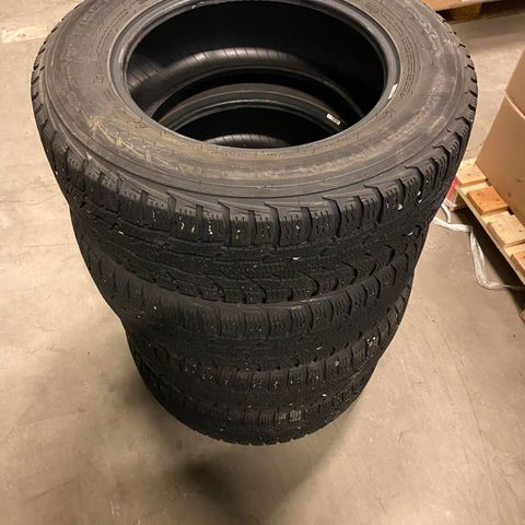 215/65/R16 VINTERDEKK NOKIAN