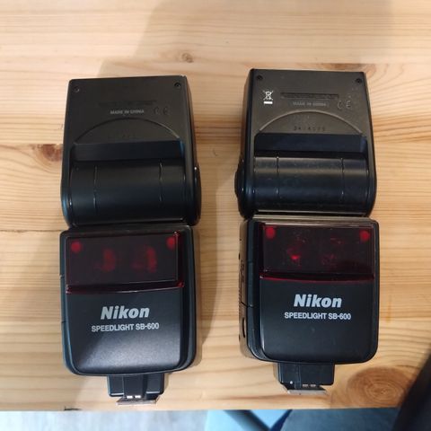 Nikon SB 600 (2stk)