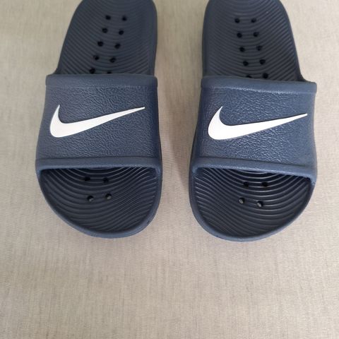 Ubrukte NIKE Kawa Shower (Midnight Navy/White) Str 30/31