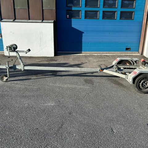 Respo 750 kg båthenger med tipp