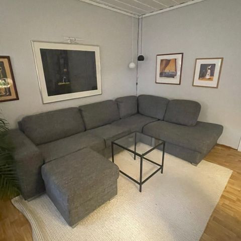 Pent brukt Bohus sofa m sjeselong og puff