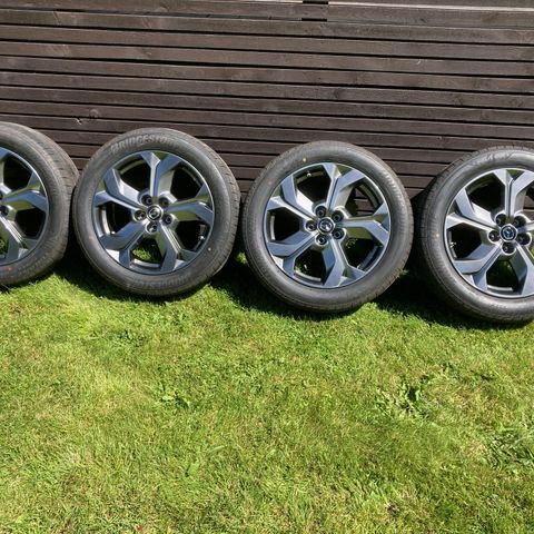 Komplett sommerdekk Mazda  215/55 R18