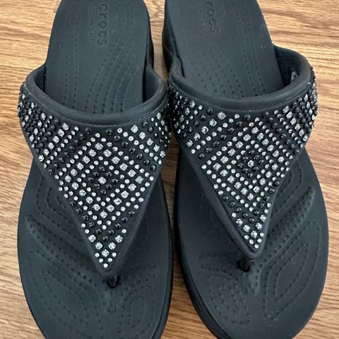 Sandaler/ Crocs Flip Flops black W9. Str 39,5