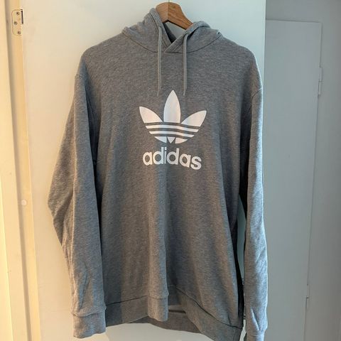 Adidas hoodie M