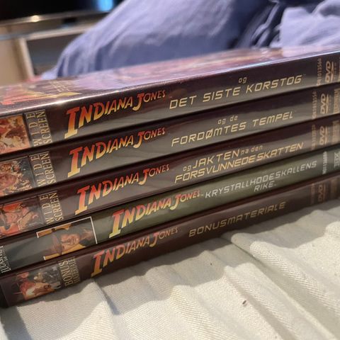 Indiana Jones dvd samling selges samlet