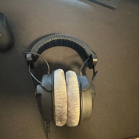 Beyerdynamic DT770 Pro 80 hodetelefoner med ledning