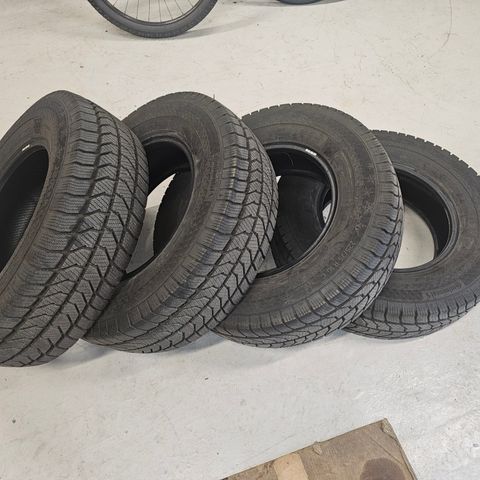 4x Continental Van Contact Viking 225/75 R16C