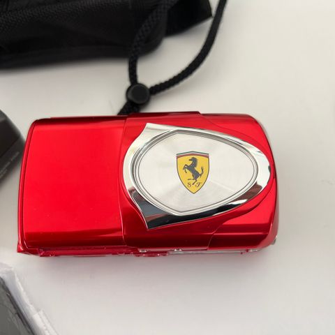 Olympus Ferrari digital model 2003 limited edition Nr 9704