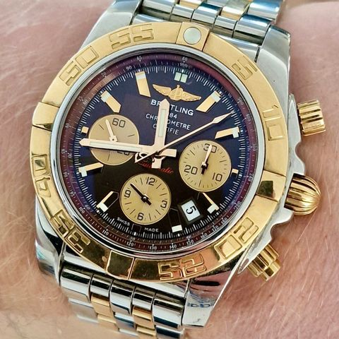 Breitling Chronomat 44