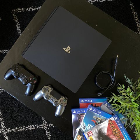 Sony PS4 PlayStation 4 Pro 1 TB / CUH-7016B