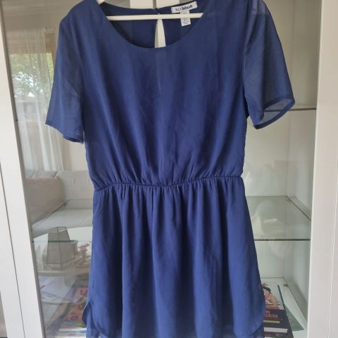 Fin blå kjole