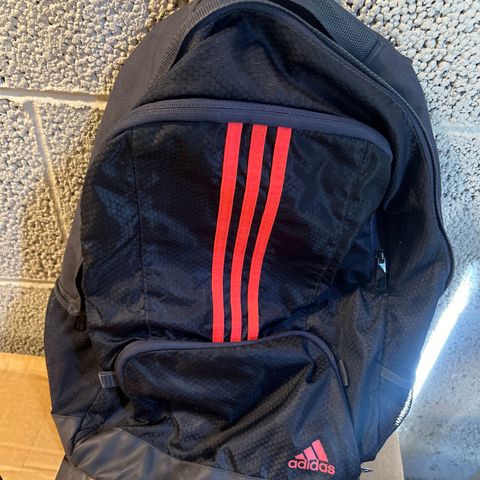 Adidas sekk