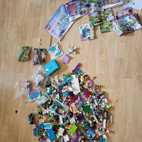 Lego 2,6kg fra forskjellige sett