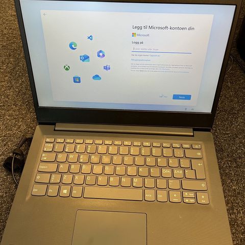 Lenovo V14 G4 14