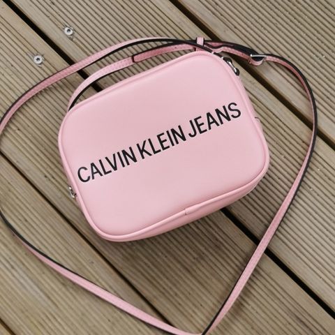 Calvin klein veske i rosa