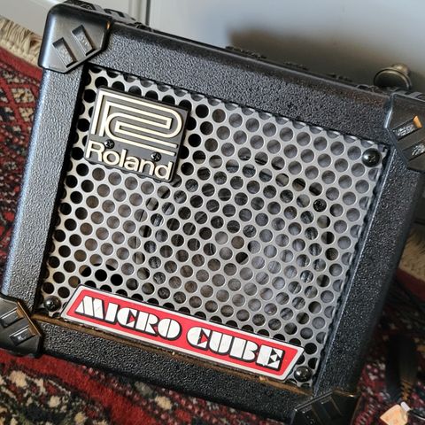 Roland micro cube street