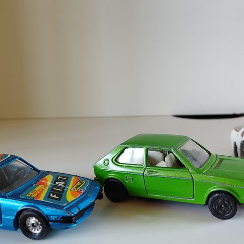 CORGI.  Laget i Storbritannia.  Fiat XI/9, Porsche 924 og Volkswagen Polo.