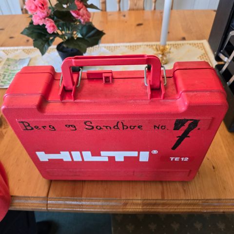 Hilti boks