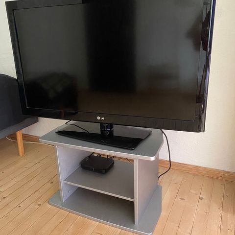 TV, LG,  36 tommer