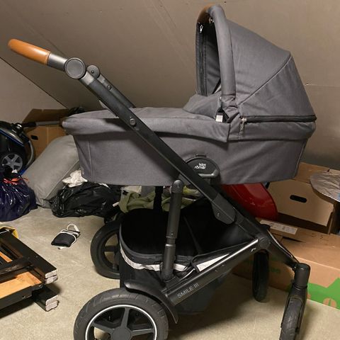 Komplett Britax smile 3 (m/bilstol og base) (ubrukt sittedel)