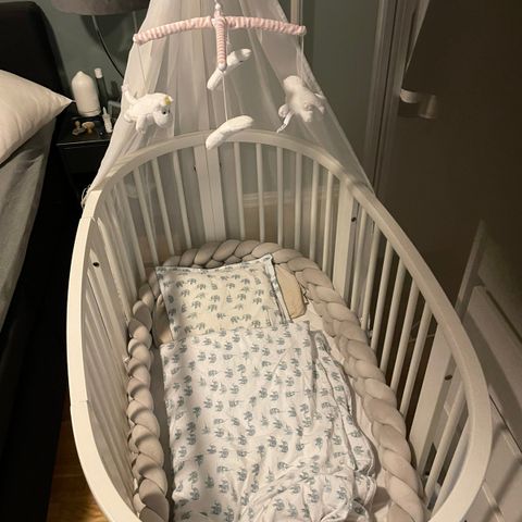 Stokke sleepi både nyfødt og junior