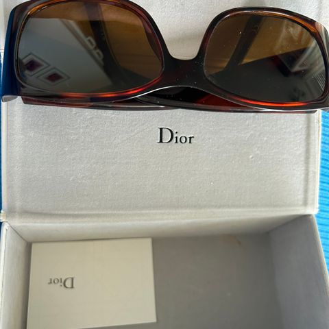 Dior solbrille(ekte)