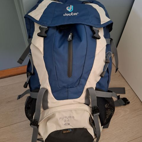 Ryggsekk 24 L  (deuter aircomfort)