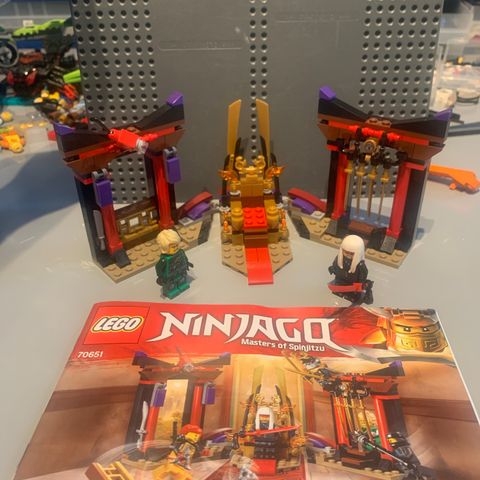 Utgått Ninjago 70651 Throne Room Showdown