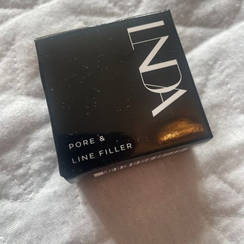 Linda Johansen Pore & Line filler