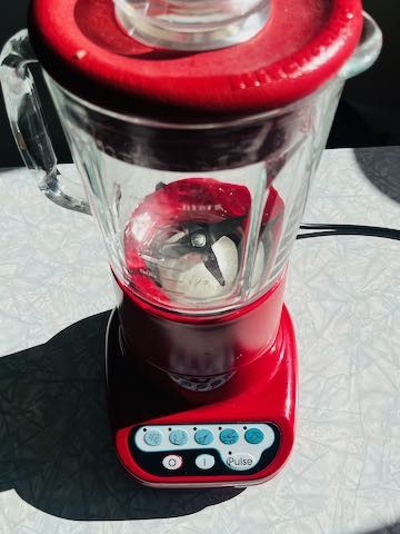 KITCHENAID ARTISAN BLENDER, Red