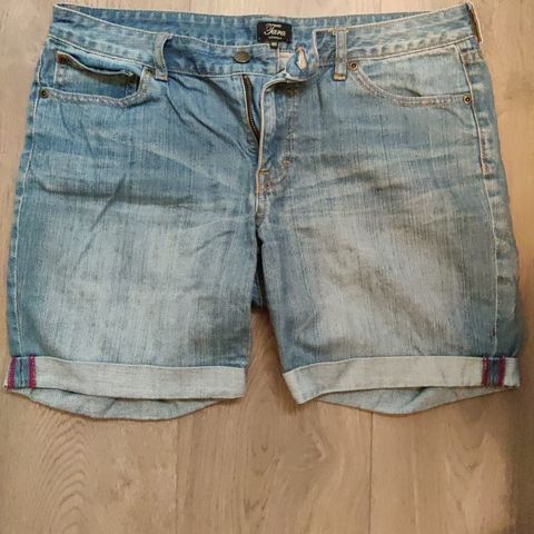 10 shorts/korte bukser str. L/40/42