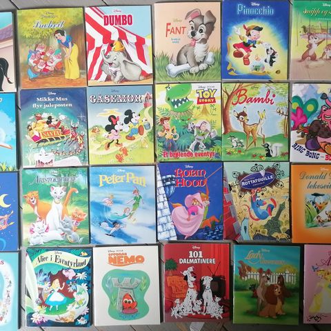 24 Disney Minibøker selges for kr 150