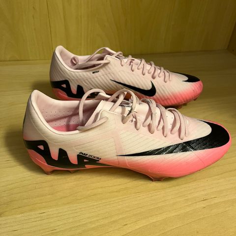 Nike Mercurial Vapor 15 Academy MG / Q2 24 Str 42